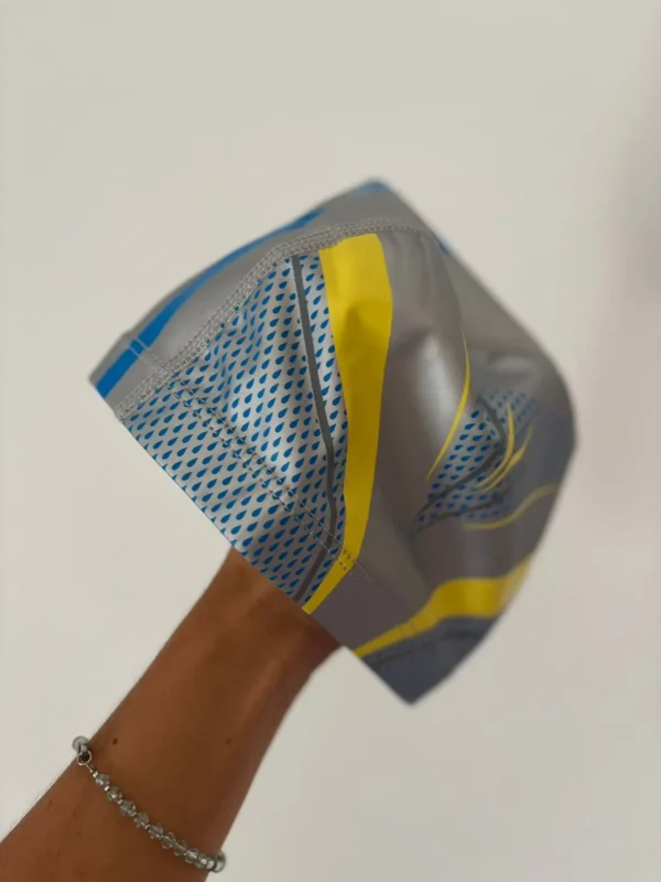 Gorra poliflex PU plateada