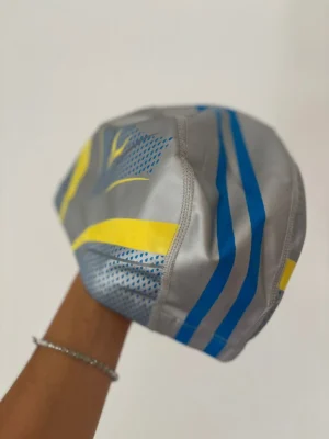 Gorra poliflex PU plateada